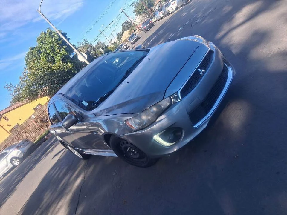 2016 Mitsubishi Lancer 10th Gen - Image 2 of 11