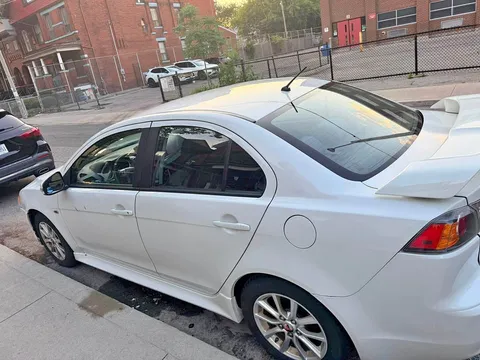 2016 Mitsubishi Lancer