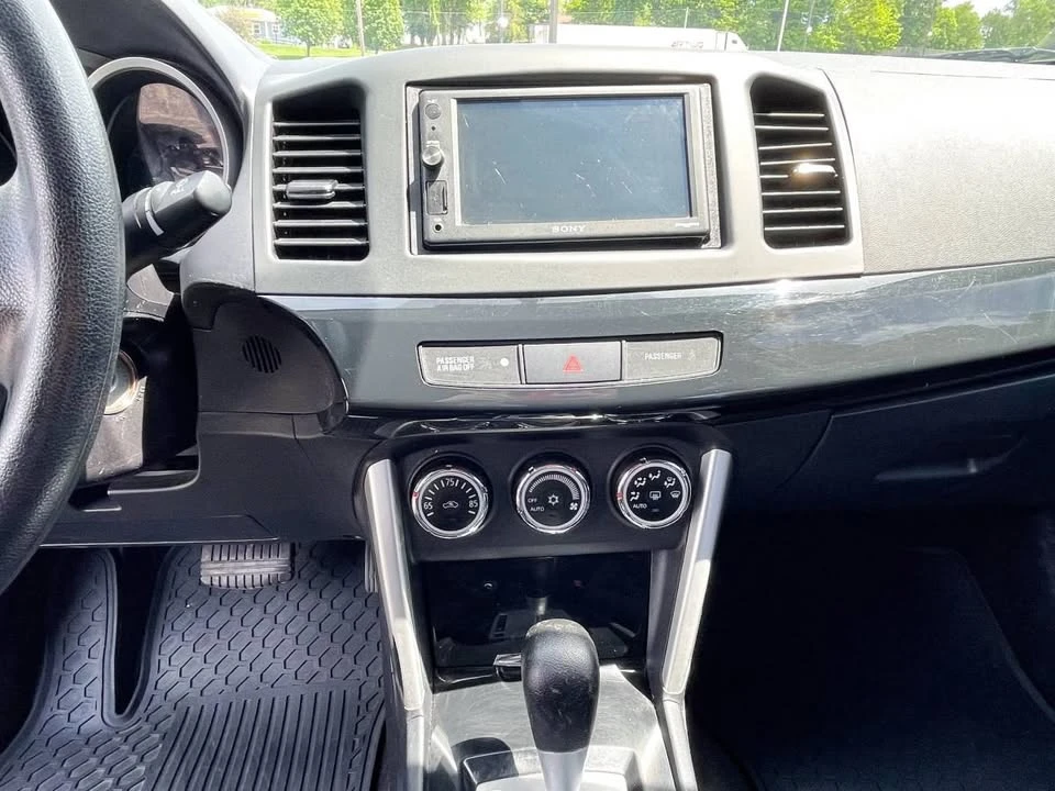 2016 Mitsubishi Lancer 9th Gen - Image 12 of 14