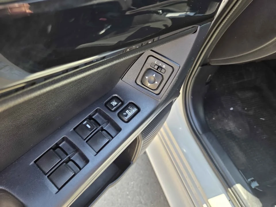 2016 Mitsubishi Lancer 9th Gen - Image 14 of 20