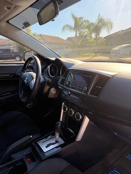 2016 Mitsubishi Lancer 9th Gen - Image 14 of 18