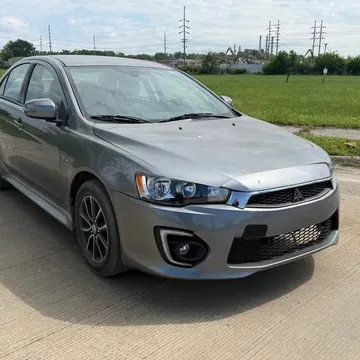 2016 Mitsubishi Lancer ES Sedan