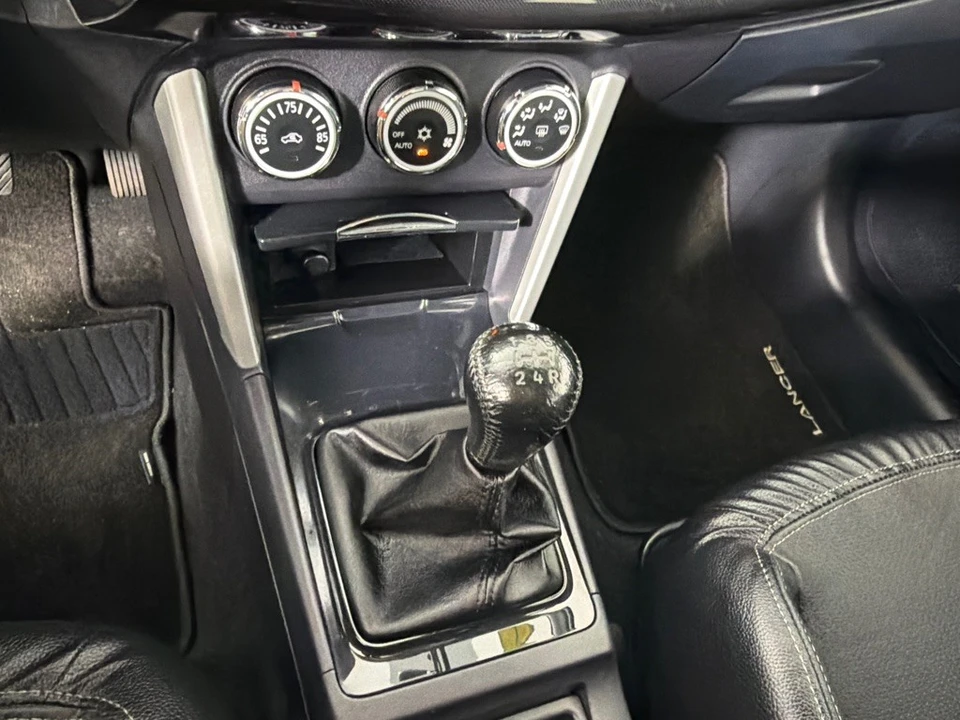 2016 Mitsubishi Lancer 9th Gen - Image 18 of 21
