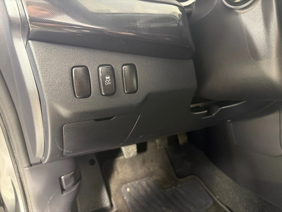 2016 Mitsubishi Lancer 9th Gen - Image 14 of 21