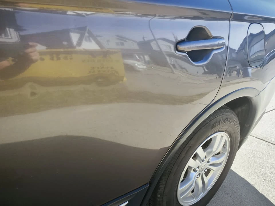 2016 Mitsubishi Outlander - Image 5 of 10