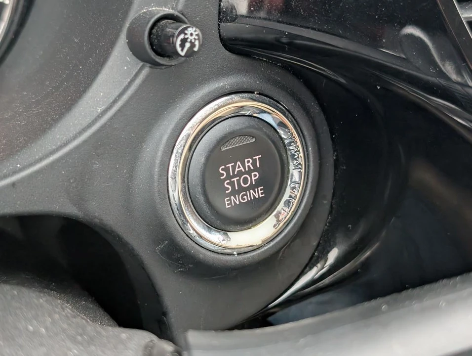 2016 Mitsubishi Outlander - Image 19 of 21