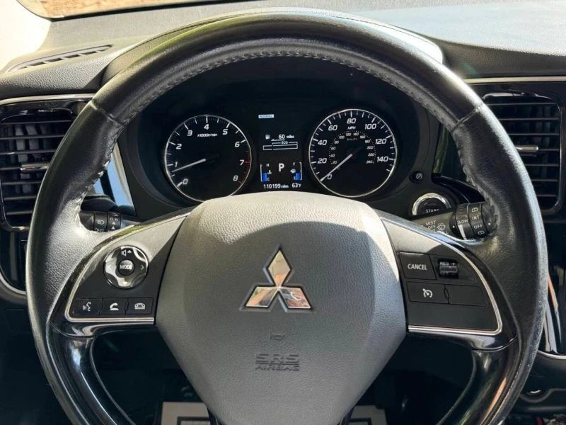 2016 Mitsubishi Outlander - Image 12 of 12