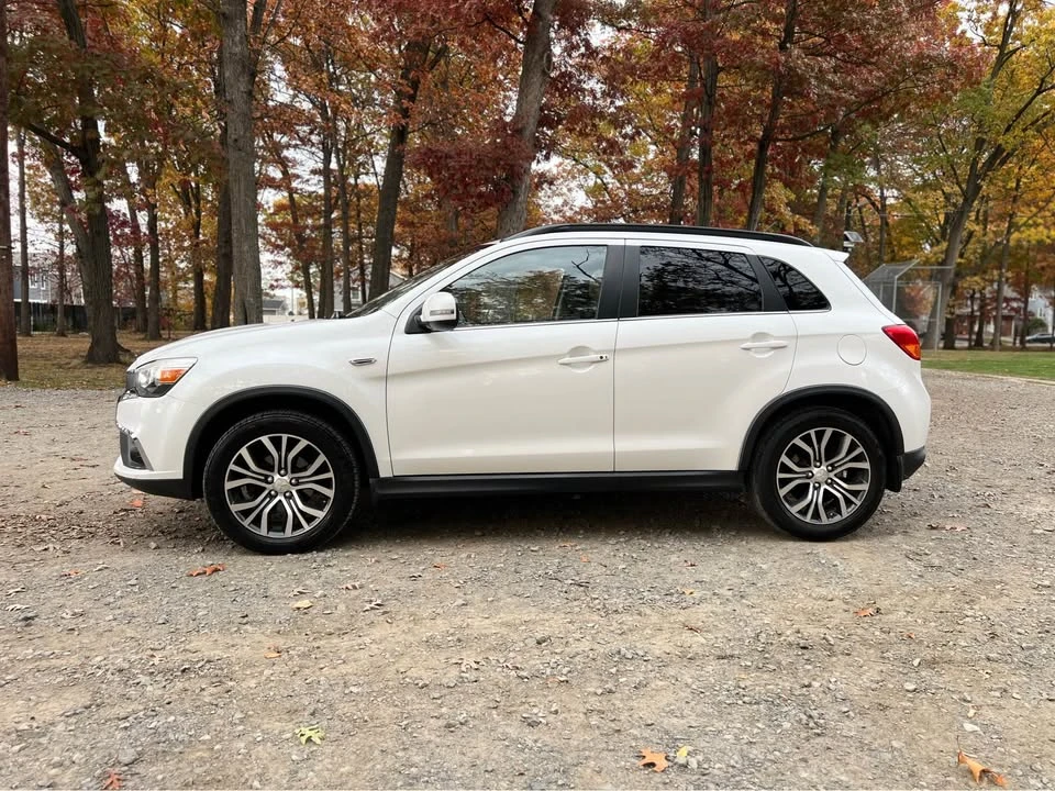 2016 Mitsubishi Outlander - Image 6 of 19