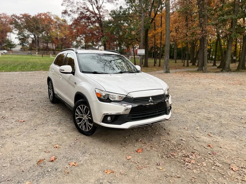 2016 Mitsubishi Outlander - Image 5 of 19