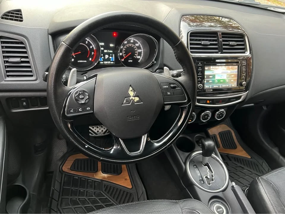 2016 Mitsubishi Outlander - Image 3 of 19