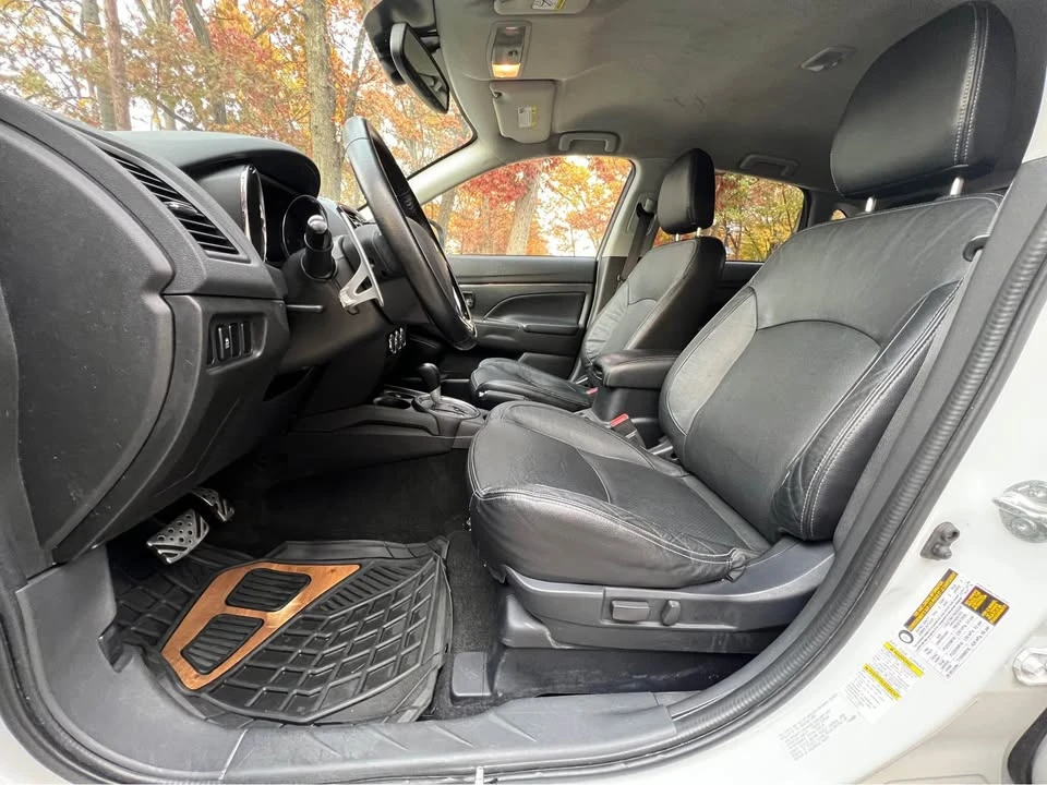2016 Mitsubishi Outlander - Image 4 of 19