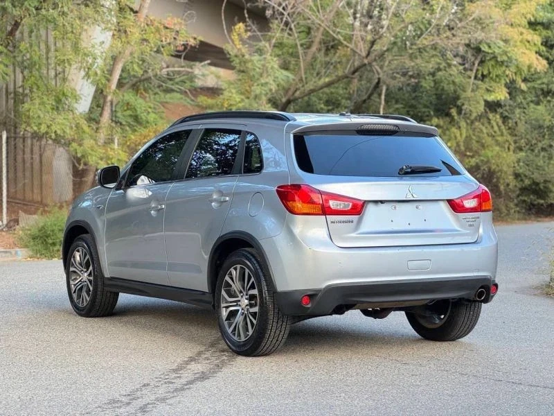 2016 Mitsubishi Outlander Sport - Image 8 of 12