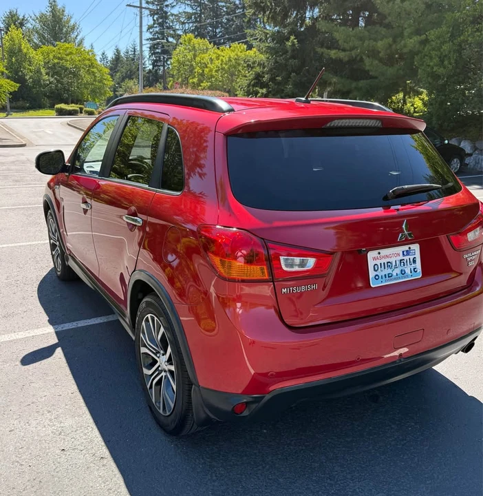 2016 Mitsubishi Outlander Sport - Image 4 of 13