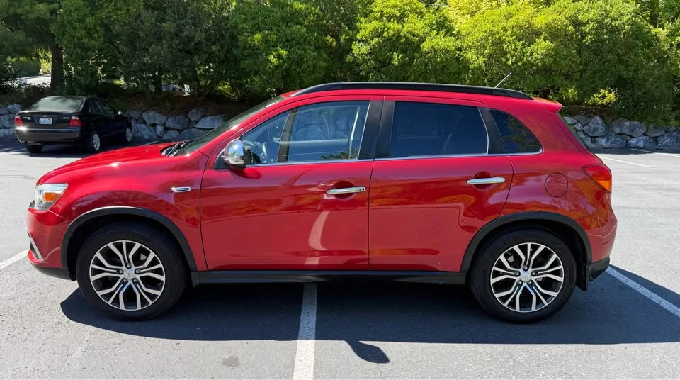 2016 Mitsubishi Outlander Sport - Image 8 of 13