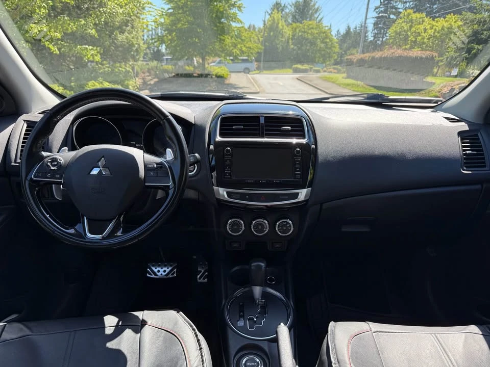 2016 Mitsubishi Outlander Sport - Image 11 of 13