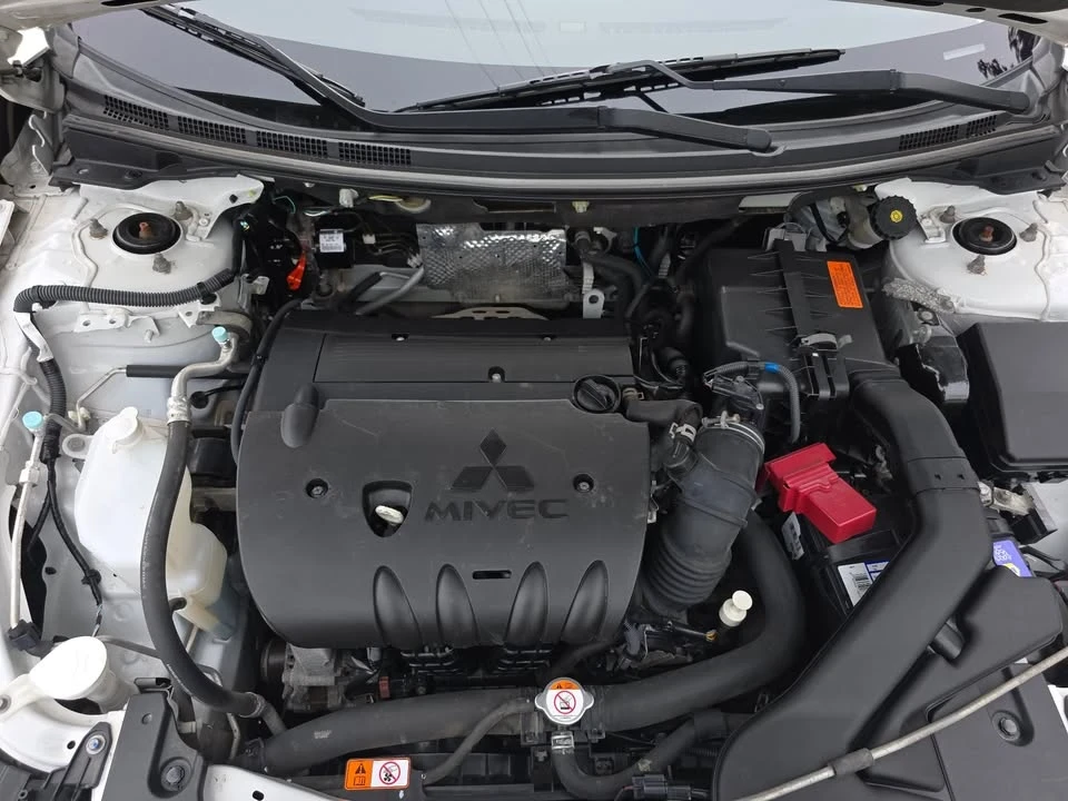 2016 Mitsubishi Lancer 10th Gen - Image 16 of 20