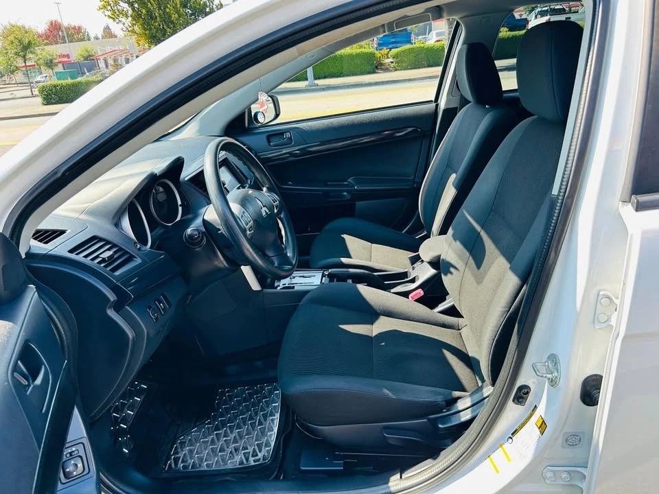 2016 Mitsubishi Lancer 10th Gen - Image 13 of 18