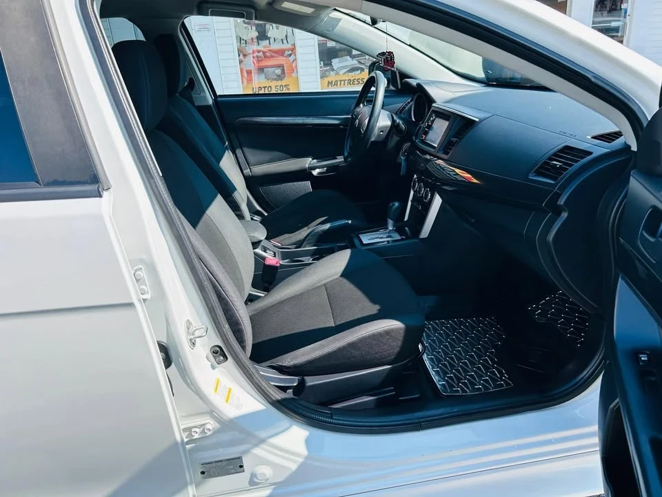 2016 Mitsubishi Lancer 10th Gen - Image 13 of 17