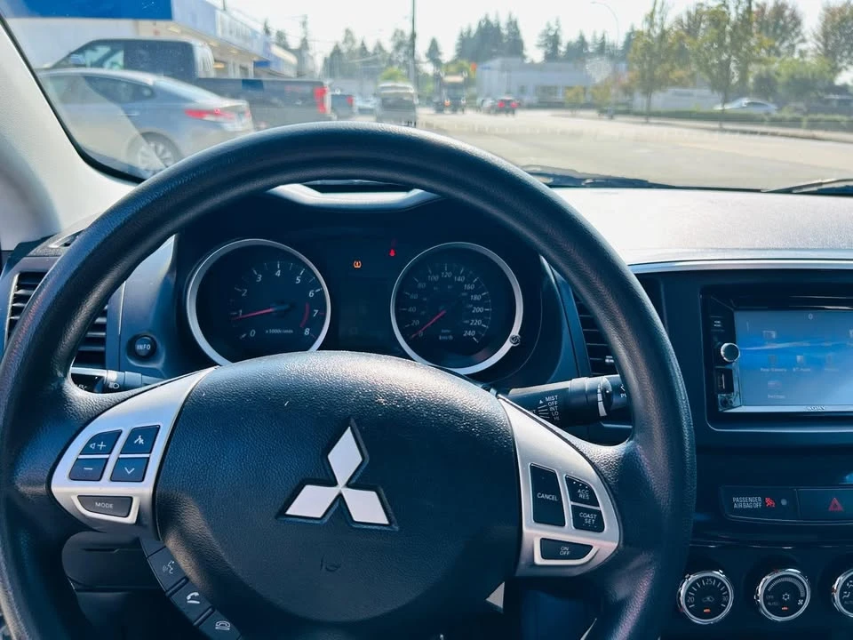 2016 Mitsubishi Lancer 10th Gen - Image 12 of 18