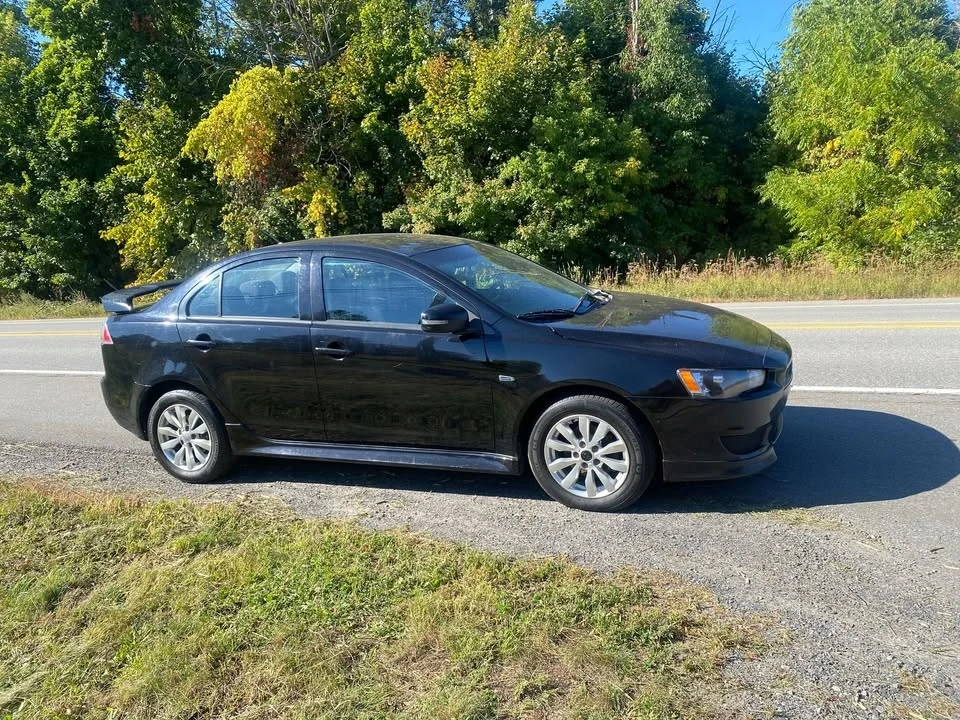 2016 Mitsubishi Lancer 10th Gen - Image 2 of 17