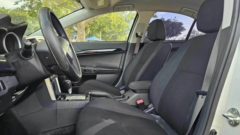 2016 Mitsubishi Lancer 10th Gen - Image 10 of 13
