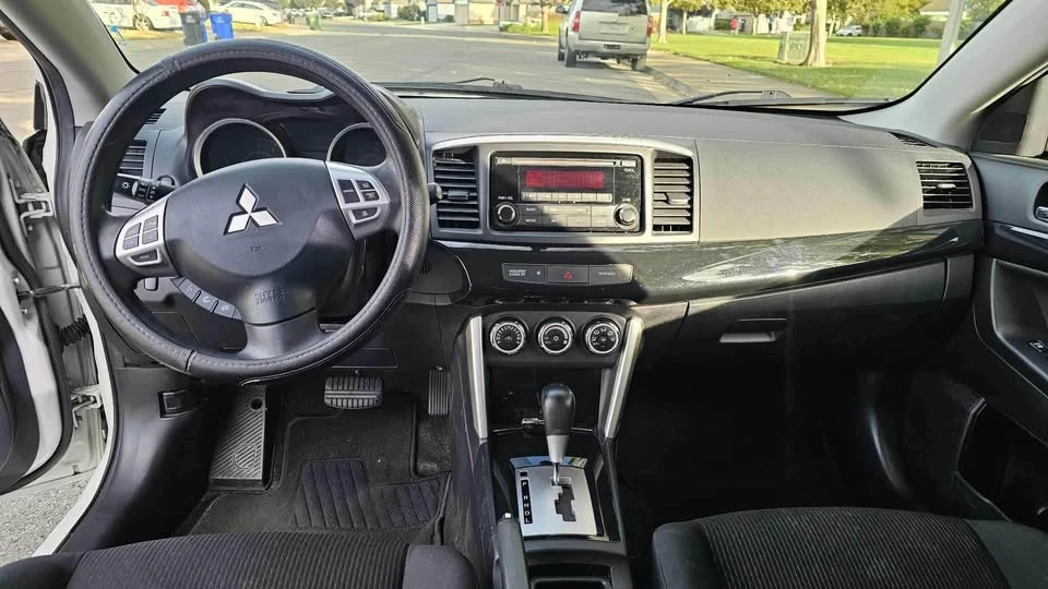 2016 Mitsubishi Lancer 10th Gen - Image 11 of 13
