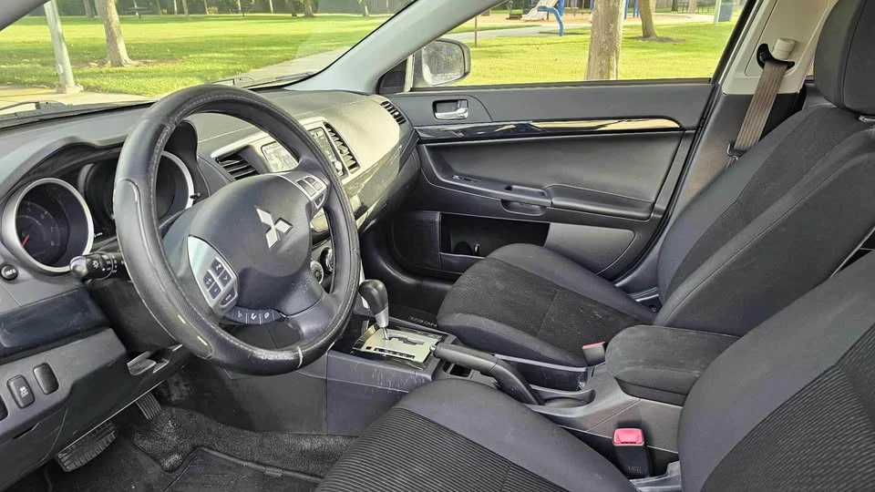 2016 Mitsubishi Lancer 10th Gen - Image 9 of 13