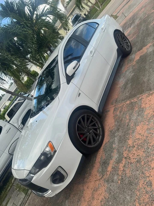 2016 Mitsubishi Lancer 10th Gen - Image 2 of 4