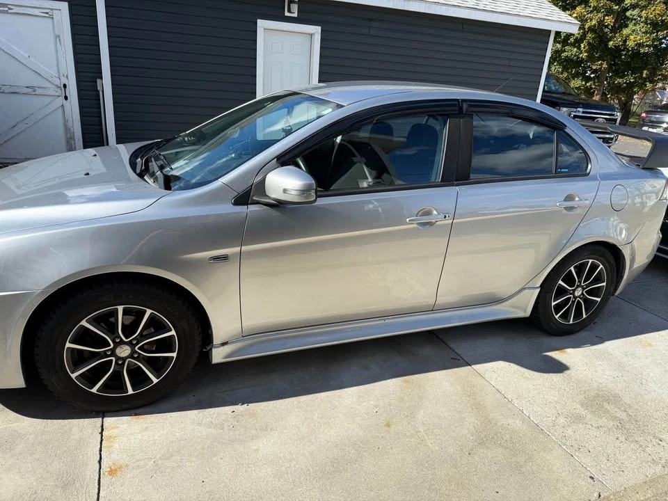 2016 Mitsubishi Lancer 10th Gen - Image 2 of 12