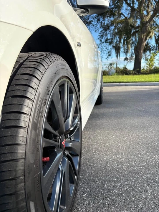 2016 Mitsubishi Lancer 10th Gen - Image 4 of 8
