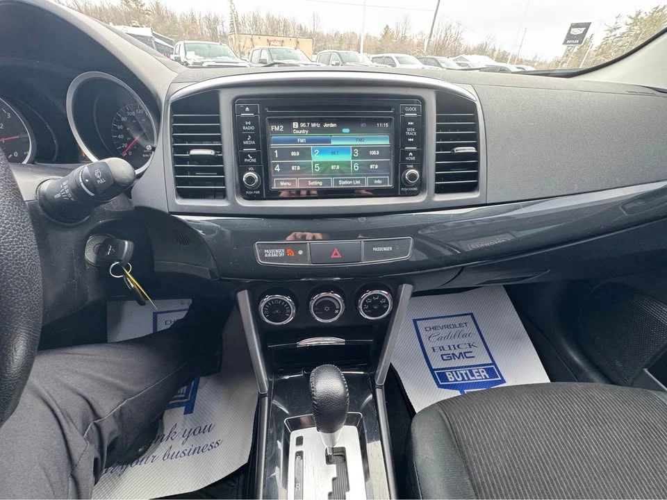 2016 Mitsubishi Lancer 10th Gen - Image 13 of 17