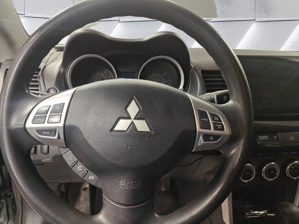 2016 Mitsubishi Lancer 10th Gen - Image 13 of 16