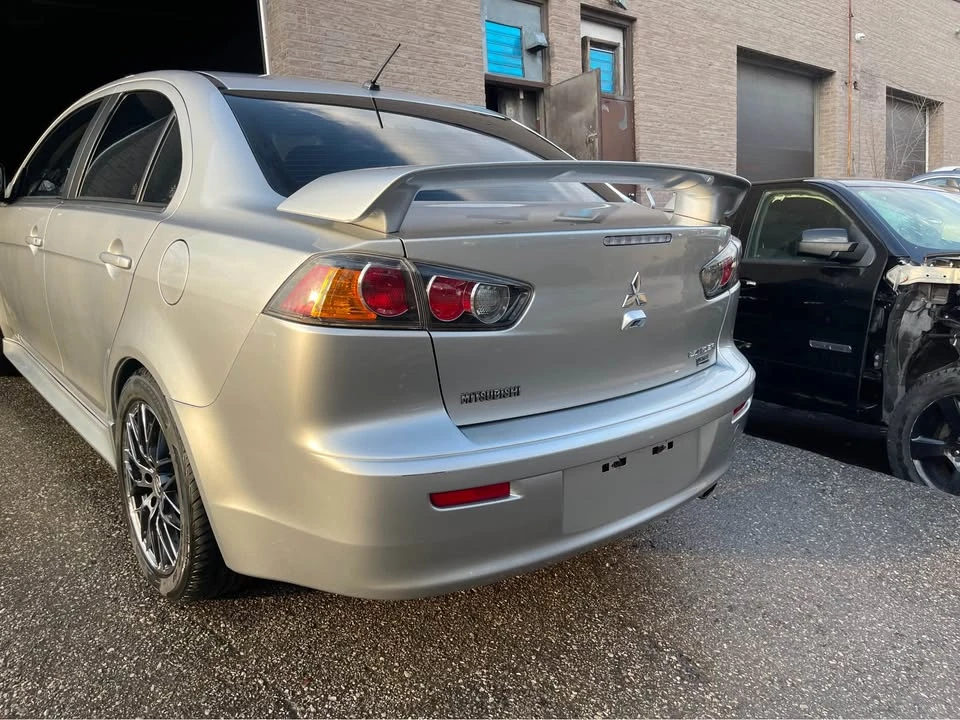 2016 Mitsubishi Lancer 9th Gen - Image 2 of 7