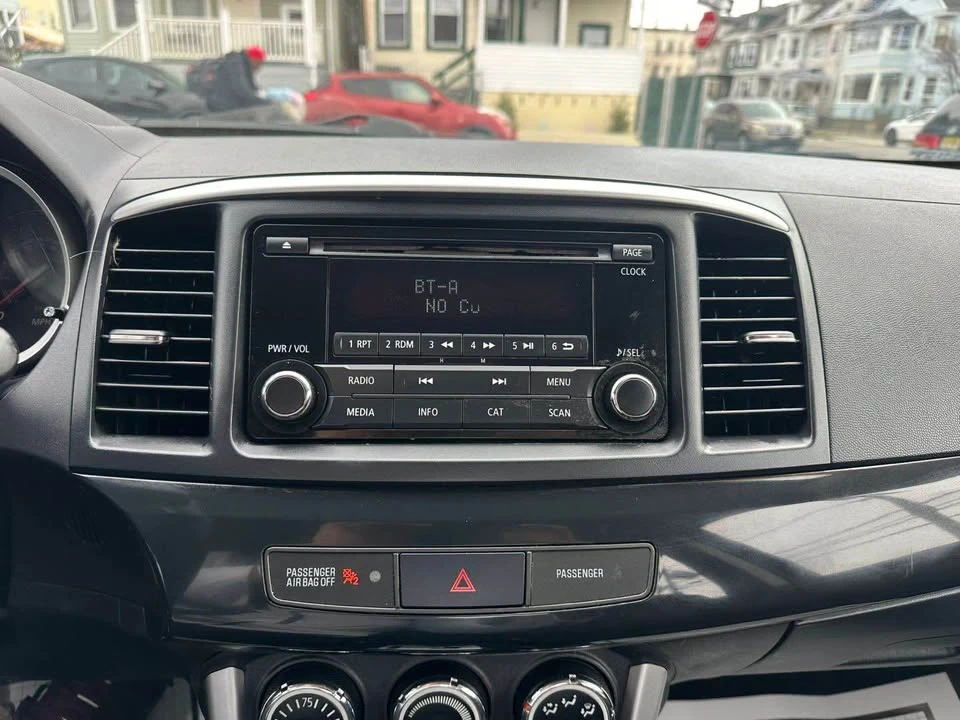 2016 Mitsubishi Lancer 9th Gen - Image 9 of 17