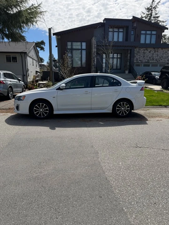 2016 Mitsubishi Lancer 9th Gen - Image 3 of 9