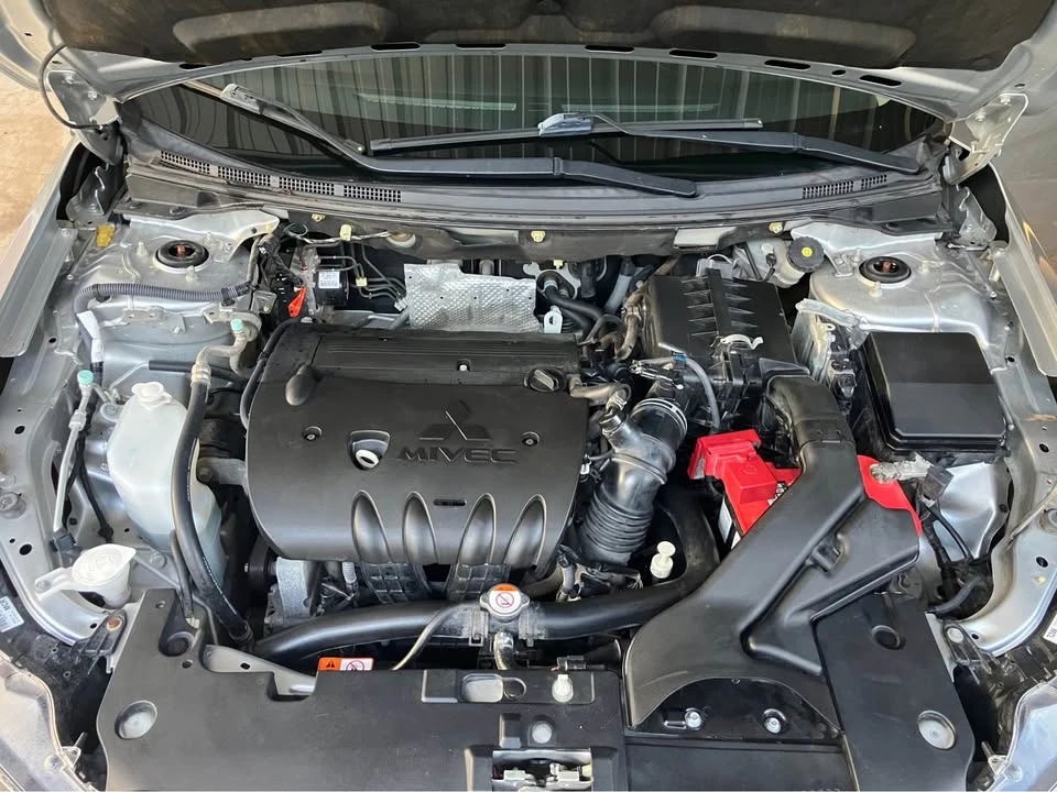 2016 Mitsubishi Lancer 10th Gen - Image 2 of 10