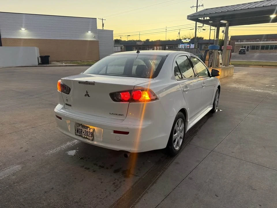 2016 Mitsubishi Lancer 10th Gen - Image 7 of 18