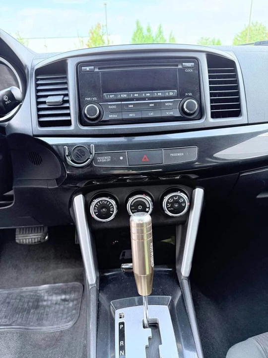 2016 Mitsubishi Lancer 10th Gen - Image 13 of 15