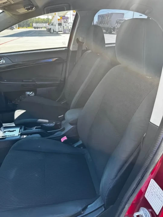 2016 Mitsubishi Lancer 10th Gen - Image 2 of 8