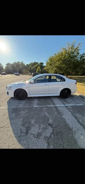 2016 Mitsubishi Lancer 10th Gen - Image 3 of 18