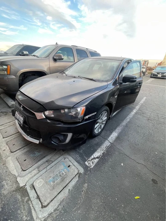 2016 Mitsubishi Lancer 9th Gen - Image 2 of 9