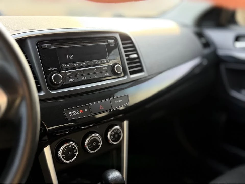 2016 Mitsubishi Lancer 10th Gen - Image 6 of 15