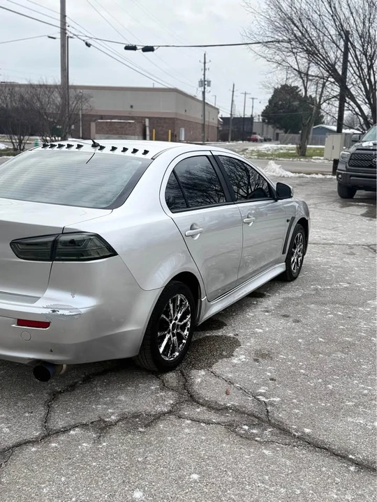 2016 Mitsubishi Lancer 10th Gen - Image 4 of 9