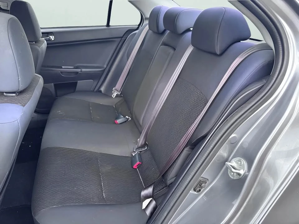 2016 Mitsubishi Lancer 10th Gen - Image 6 of 10
