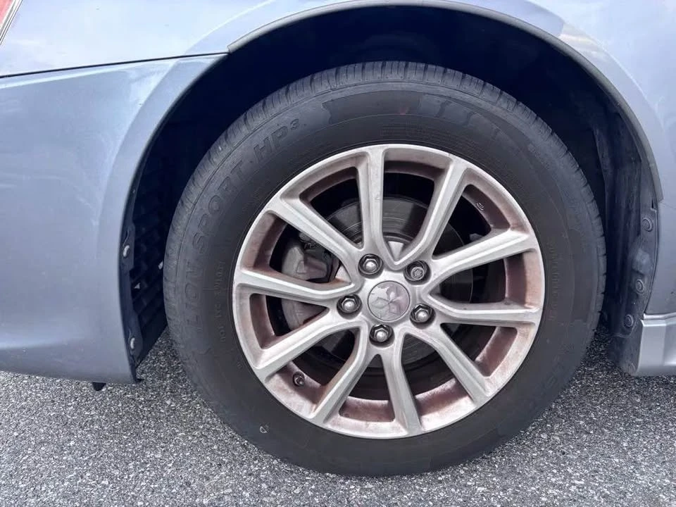 2016 Mitsubishi Lancer 10th Gen - Image 3 of 10