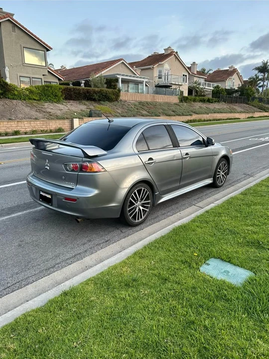 2016 Mitsubishi Lancer 10th Gen - Image 2 of 8