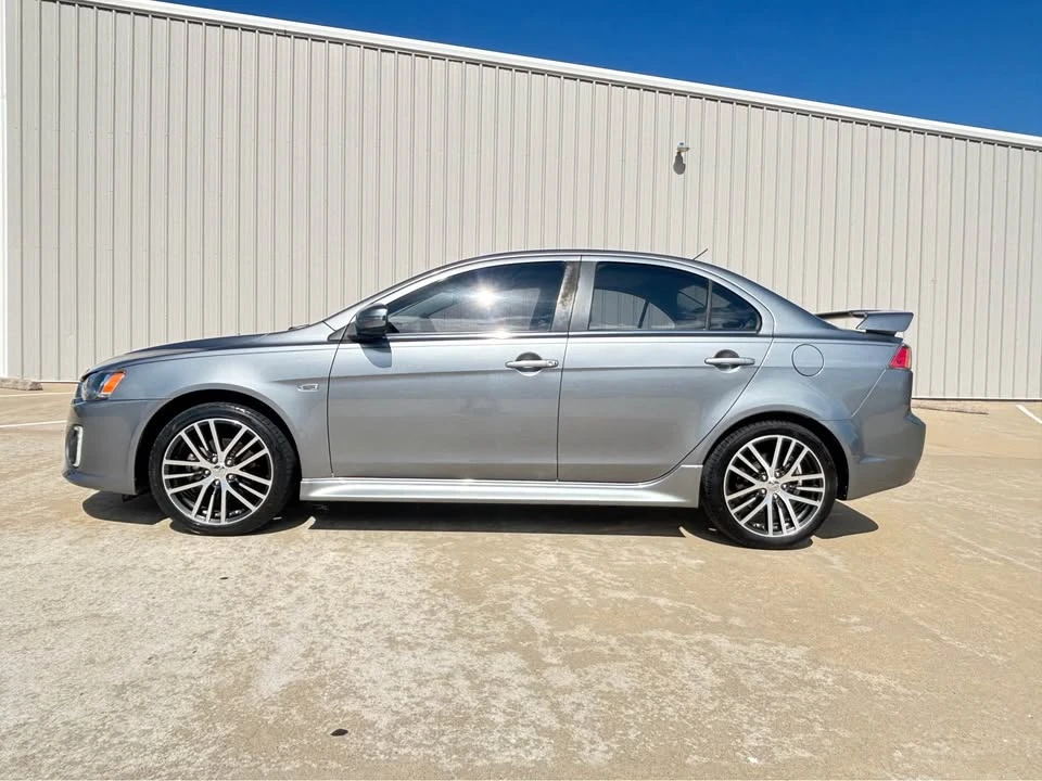 2016 Mitsubishi Lancer 10th Gen - Image 2 of 12