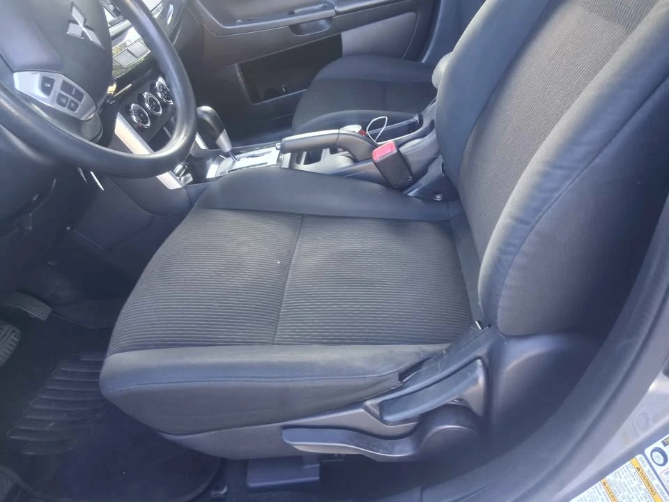 2016 Mitsubishi Lancer 10th Gen - Image 8 of 17