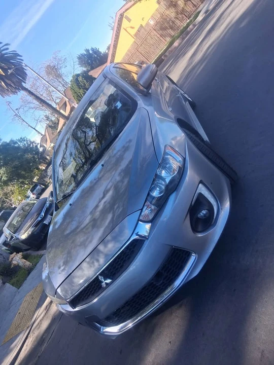 2016 Mitsubishi Lancer 10th Gen - Image 4 of 17
