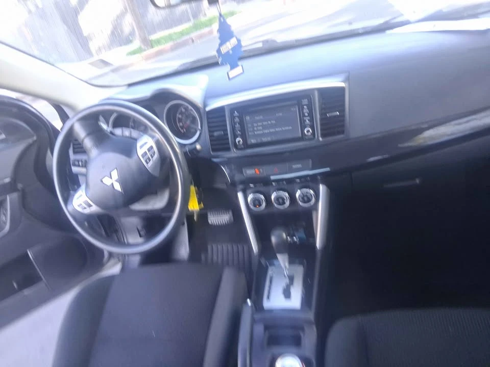 2016 Mitsubishi Lancer 10th Gen - Image 15 of 17